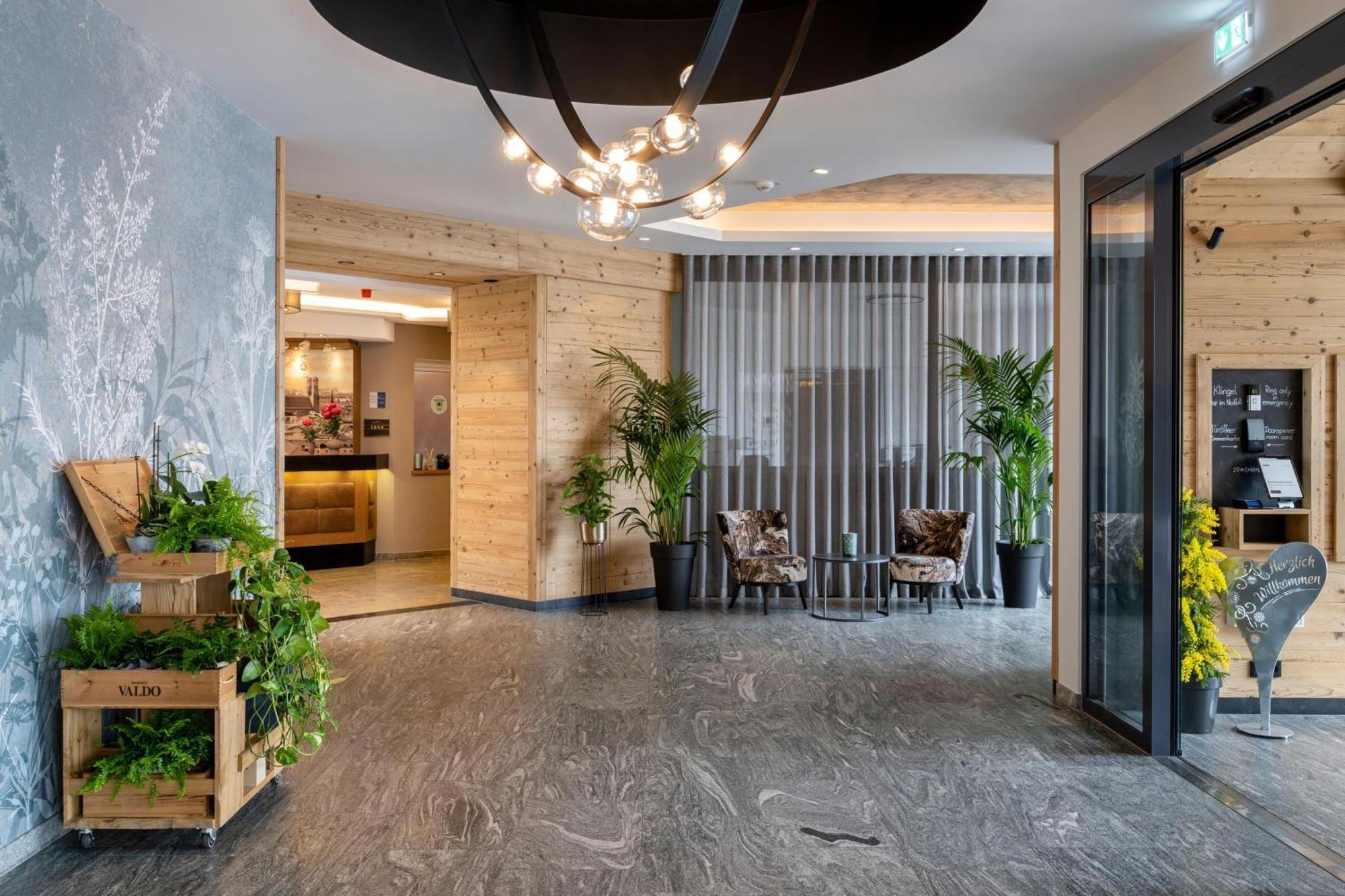 Best Western Plus Hotel Erb Vaterstetten Bagian luar foto