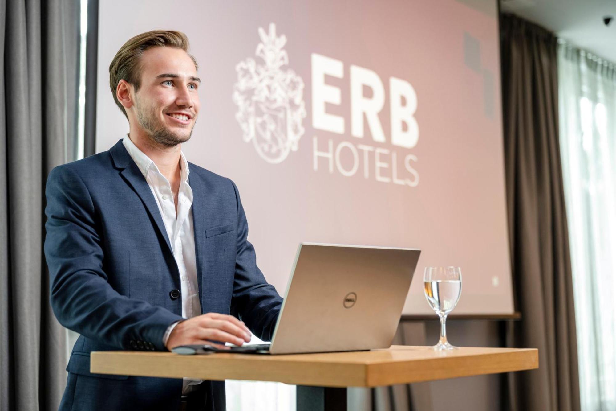 Best Western Plus Hotel Erb Vaterstetten Bagian luar foto