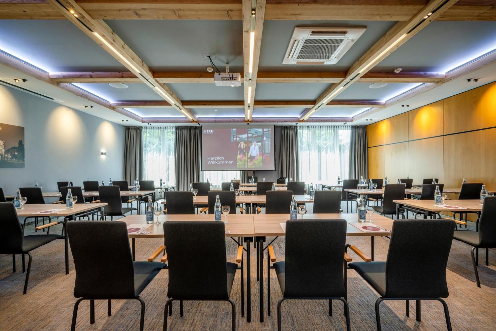 Best Western Plus Hotel Erb Vaterstetten Bagian luar foto