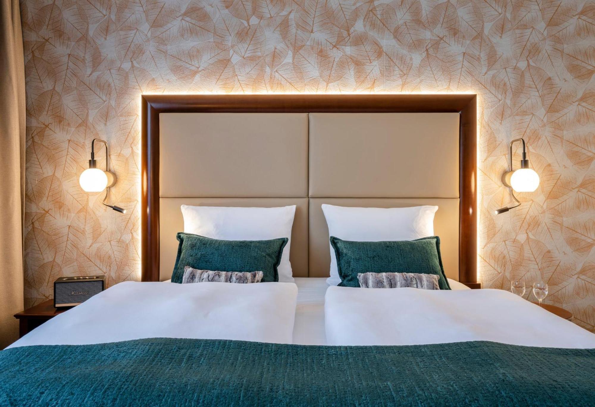 Best Western Plus Hotel Erb Vaterstetten Bagian luar foto