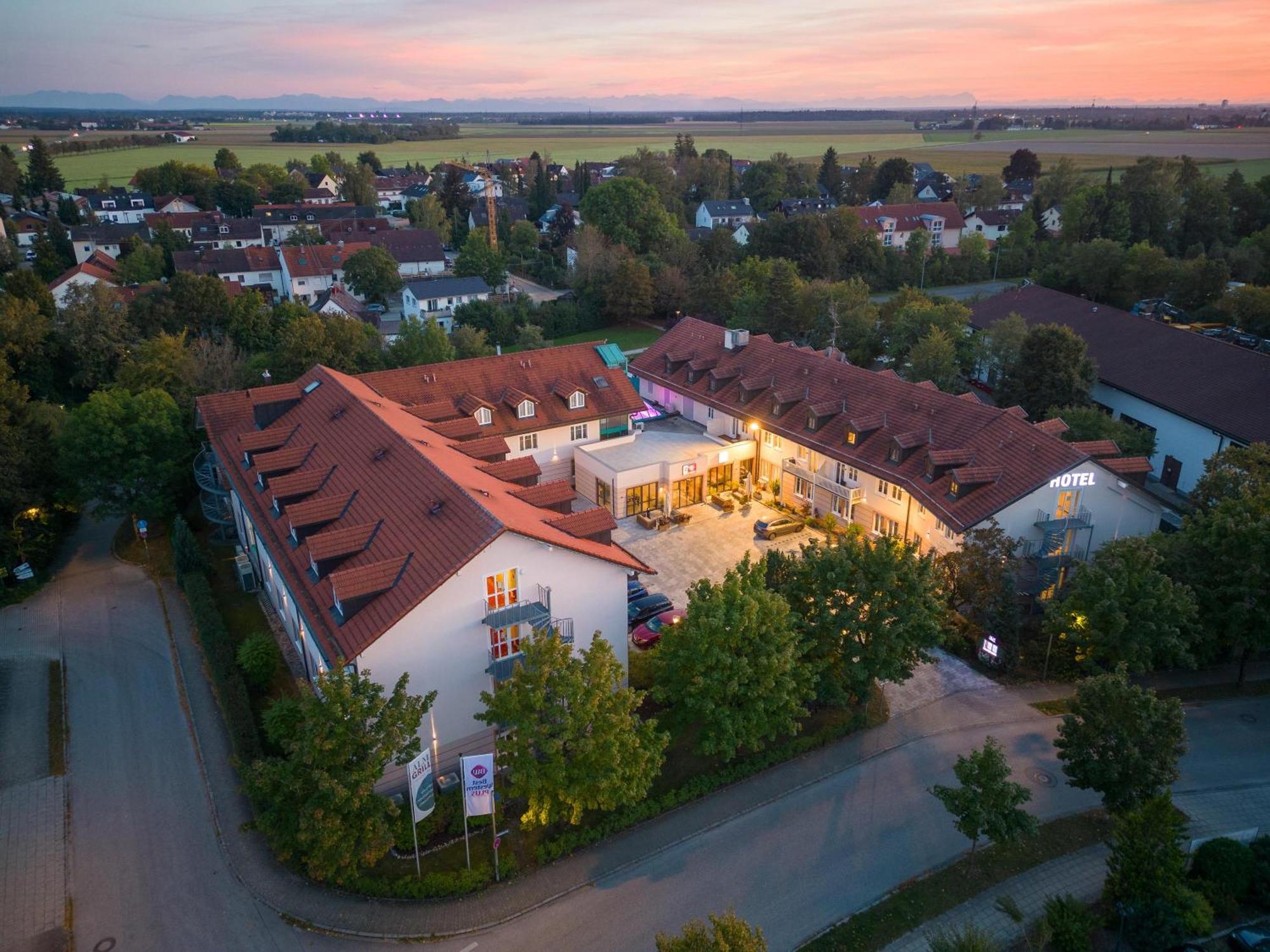 Best Western Plus Hotel Erb Vaterstetten Bagian luar foto
